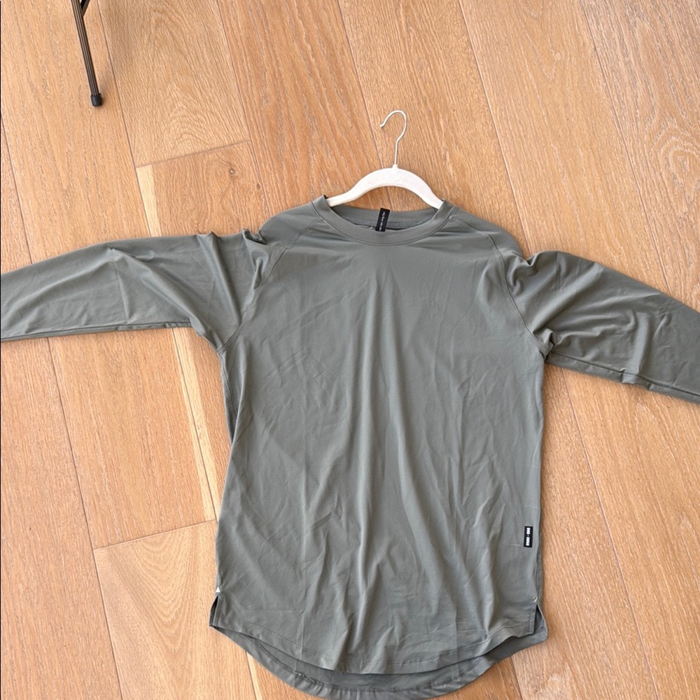 New ASRV Men's Olive Green long sleeve workout/leisure Shirt